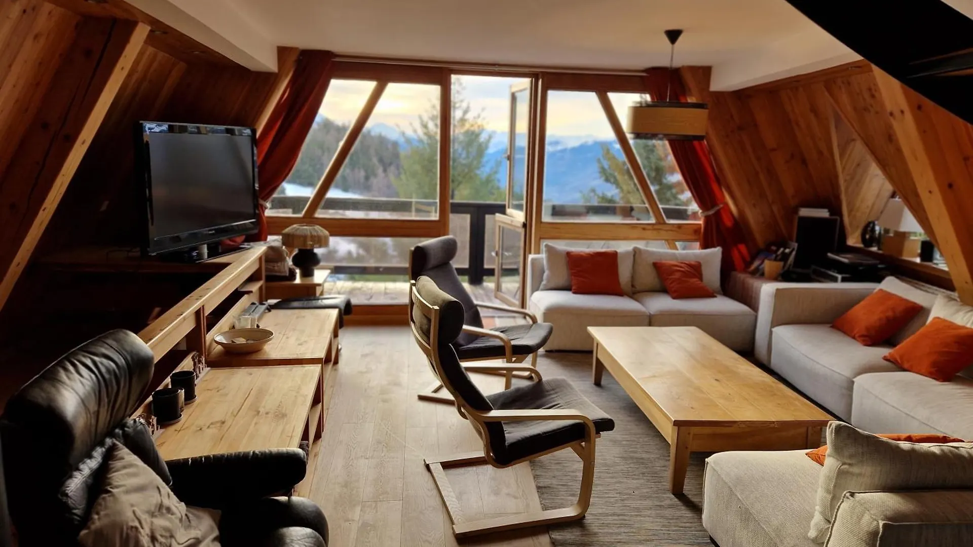 Le Chalet Pointu De Capucine Bourg-Saint-Maurice