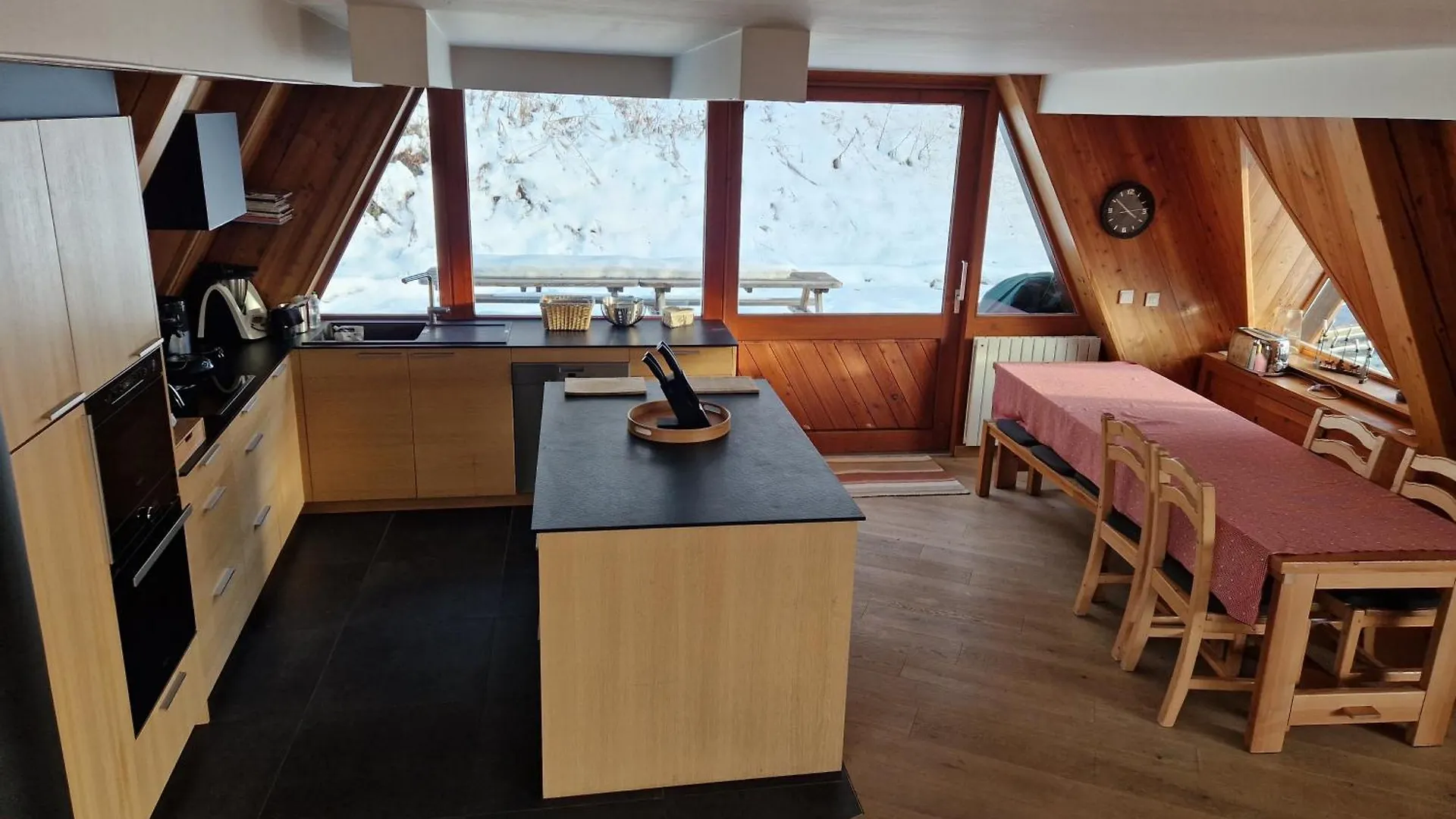 Le Chalet Pointu De Capucine Bourg-Saint-Maurice 0*,  Frankrijk
