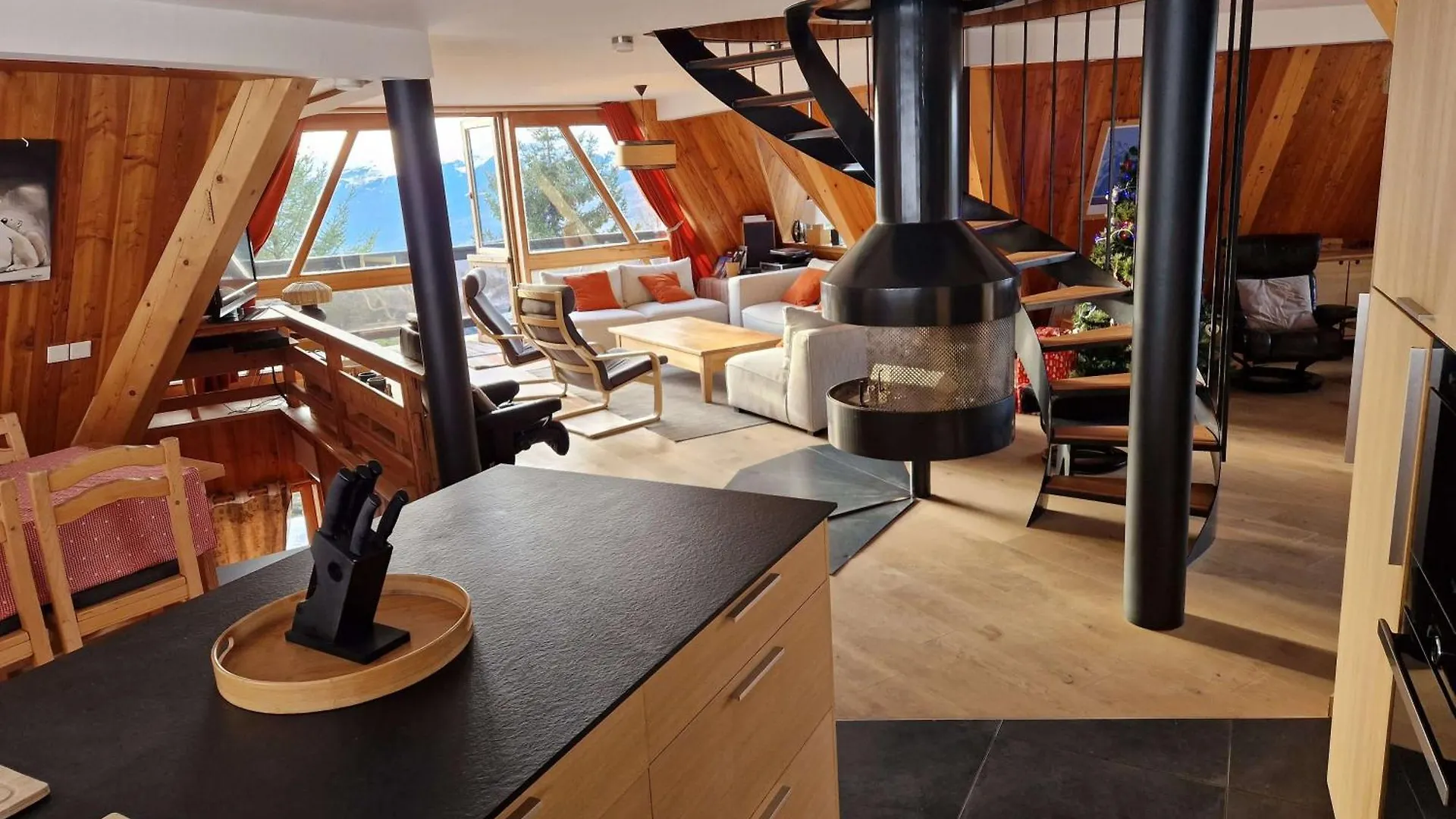 Le Chalet Pointu De Capucine Bourg-Saint-Maurice Bed & Breakfast